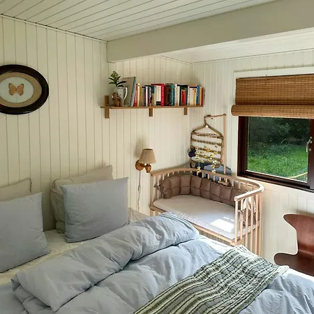 Nordic-style Summer House At Asserbo Plantage Dom wakacyjny *