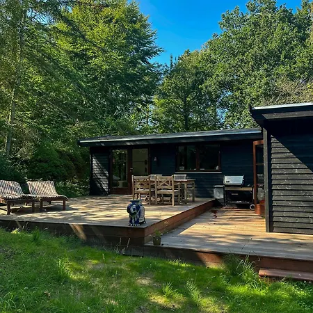 Nordic-style Summer House At Asserbo Plantage Dom wakacyjny